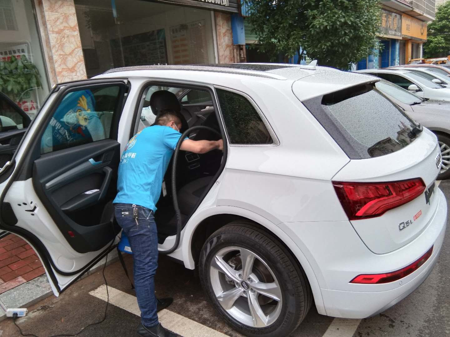 車內(nèi)噴涂全方位施工治理 車內(nèi)噴涂全方位施工治理